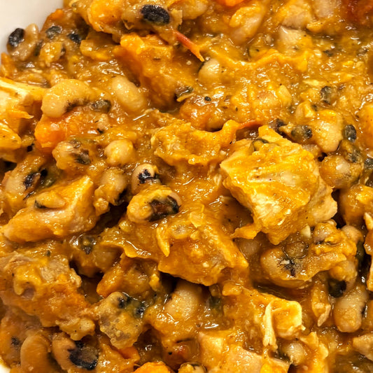 Chicken Ndambé (black-eyed pea stew) w Baguette or Rice      NL